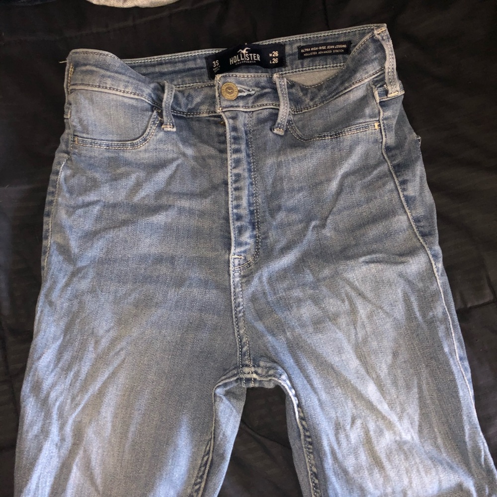 Ultra High Rise Hollister Jeans Light Wash